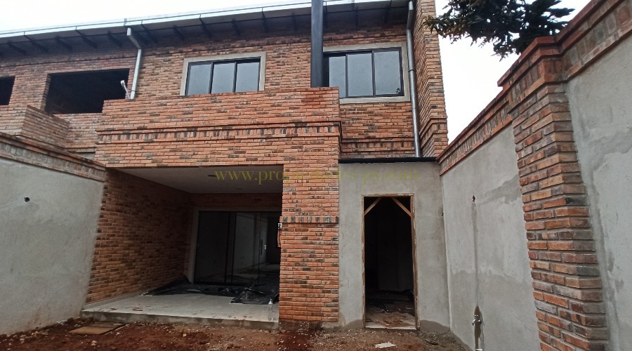 foto_Amplio dúplex a estrenar zona La Fuente Shopping