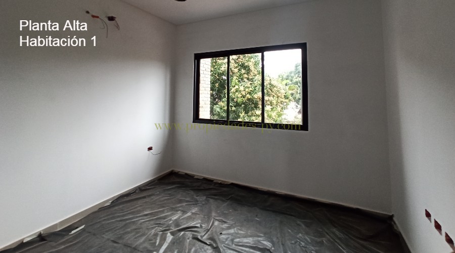 foto_Amplio dúplex a estrenar zona La Fuente Shopping